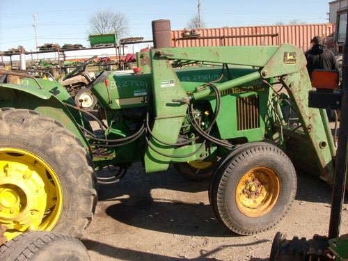 Used John Deere 1250 Tractor parts.