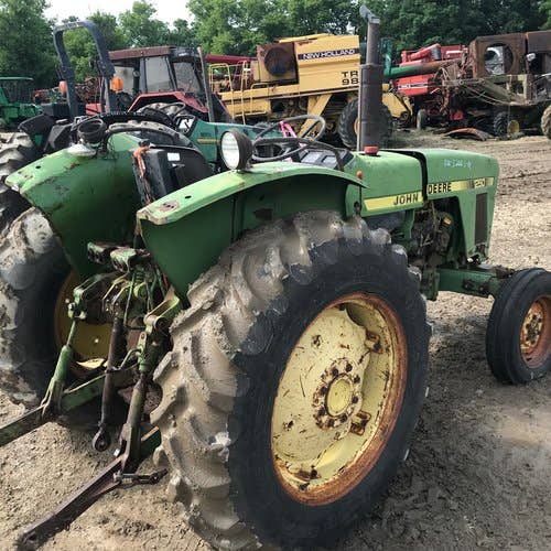 Used John Deere 1250 Tractor parts.