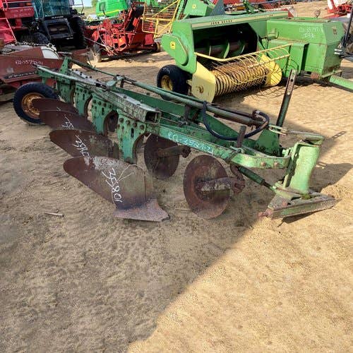 Used John Deere 1450 Tillage parts.
