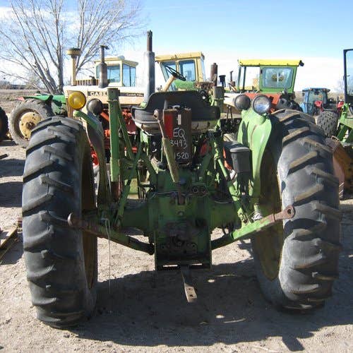 Used John Deere 1520 Tractor parts.