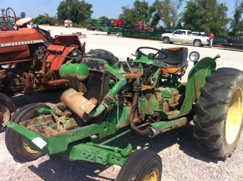 Used John Deere 1530 Tractor parts.