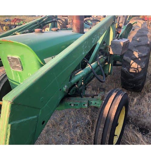 Used John Deere 1530 Tractor parts.