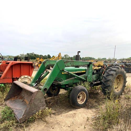 Used John Deere 1530 Tractor parts.