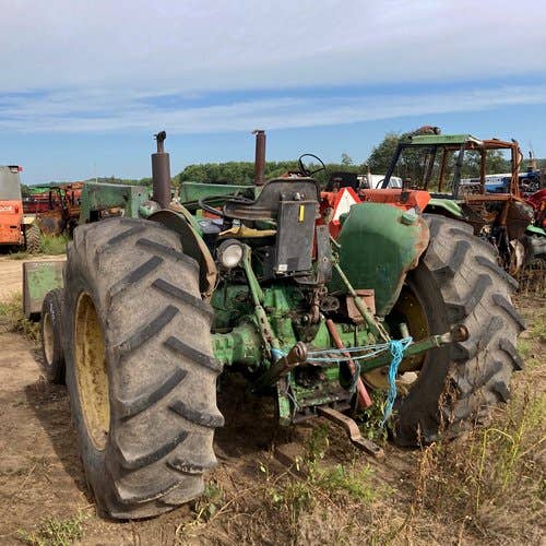 Used John Deere 1530 Tractor parts.