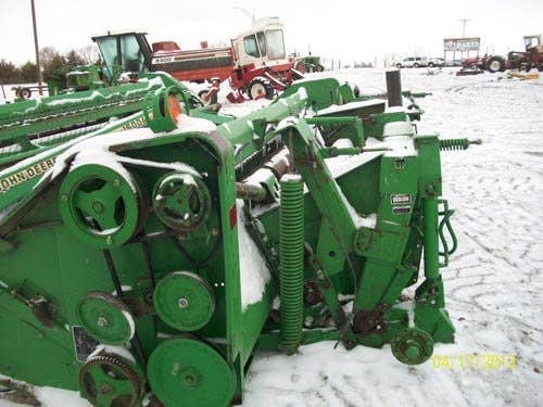 Used John Deere 1600 Hay Cutting parts.