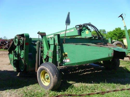 Used John Deere 1600 Hay Cutting parts.