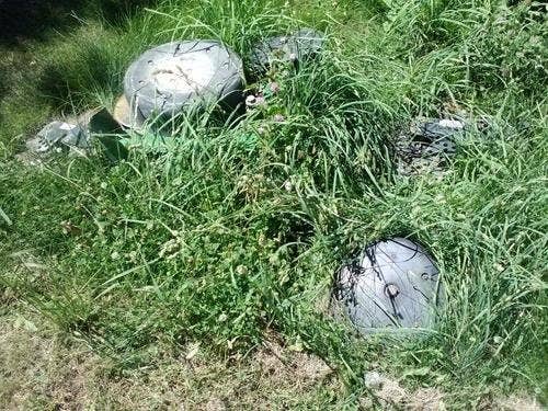 1996 Used John Deere 1760 Planter parts.
