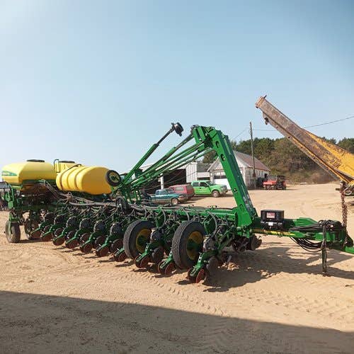 2009 Used John Deere 1770NT Planter parts.