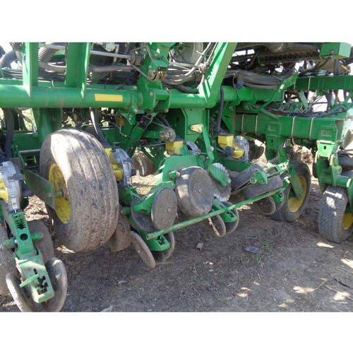 2010 Used John Deere 1790 Planter parts.