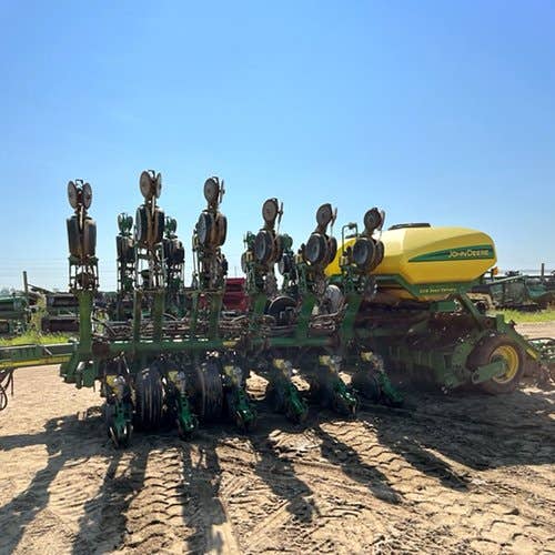 2014 Used John Deere 1790 Planter parts.