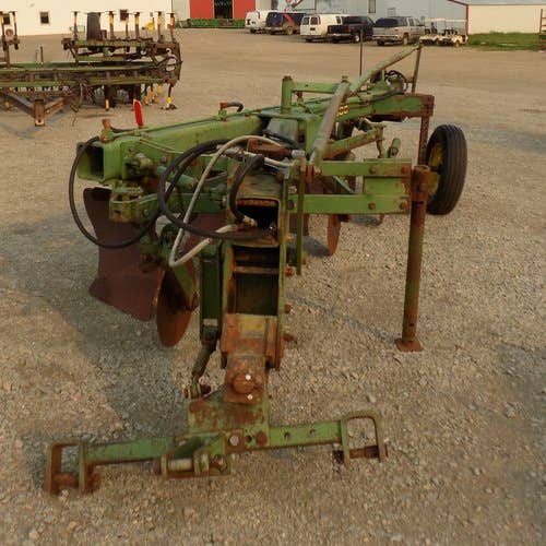 Used John Deere 2500 Tillage parts.