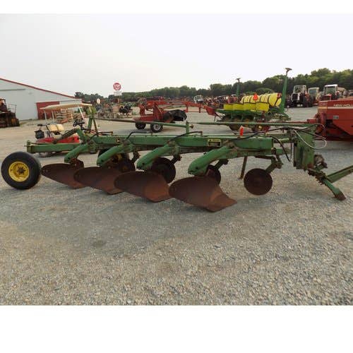 Used John Deere 2500 Tillage parts.