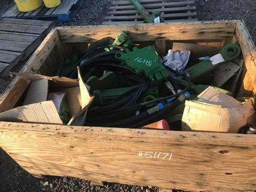 Used John Deere 2520 Tractor parts.