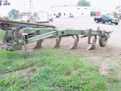 Used John Deere 2600 Tillage parts.