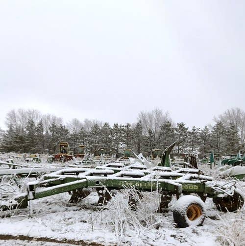 Used John Deere 2600 Tillage parts.
