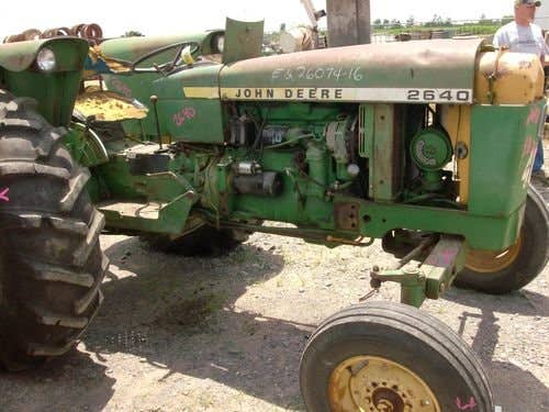 Used John Deere 2640 Tractor parts.
