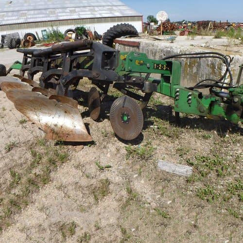 Used John Deere 2700 Tillage parts.
