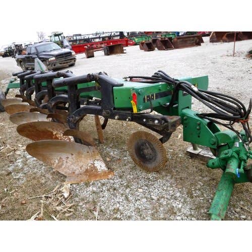Used John Deere 2800 Tillage parts.