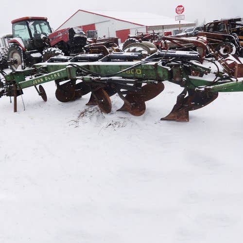 Used John Deere 2800 Tillage parts.