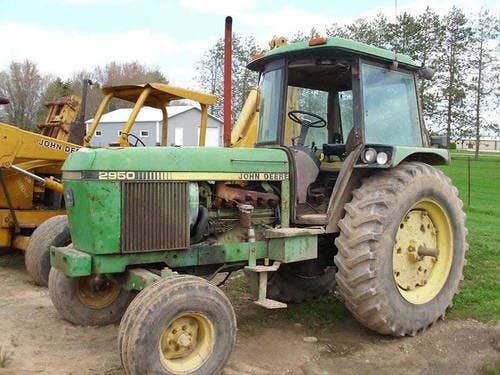 Used John Deere 2950 Tractor parts.