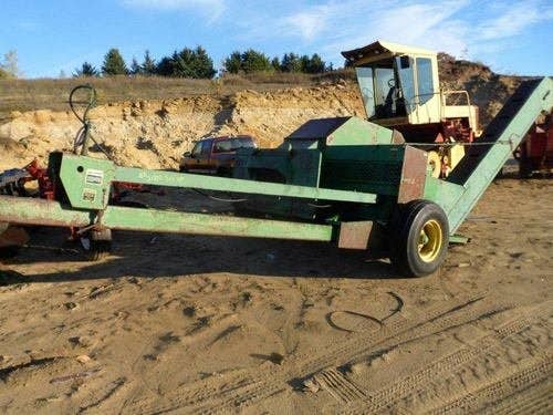 Used John Deere 300 Harvester parts.