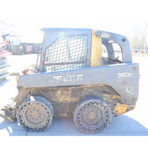 Used John Deere 318D Skid Steer Loader parts.