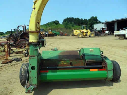 Used John Deere 3940 Harvester parts.