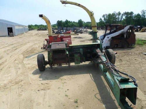 Used John Deere 3940 Harvester parts.