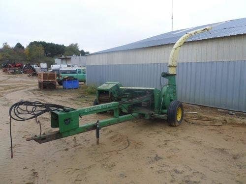 Used John Deere 3940 Harvester parts.