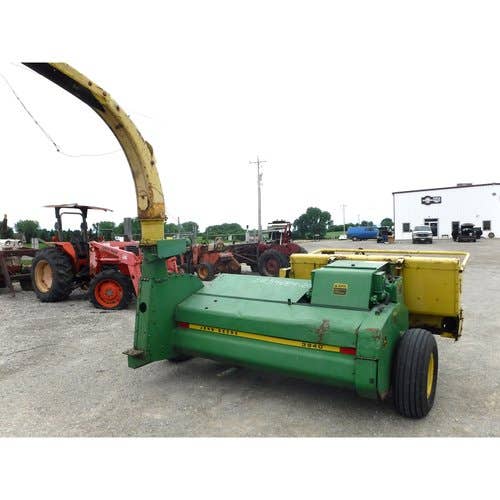 Used John Deere 3940 Harvester parts.