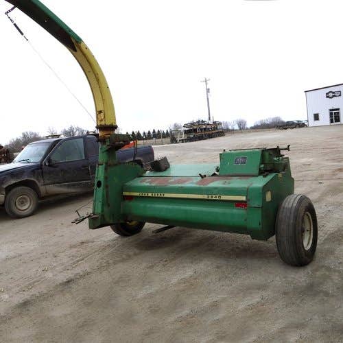 Used John Deere 3940 Harvester parts.