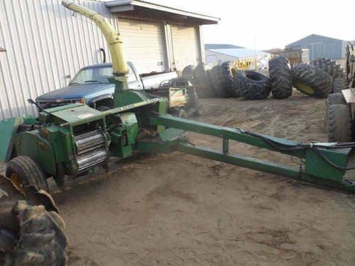 Used John Deere 3950 Harvester parts.
