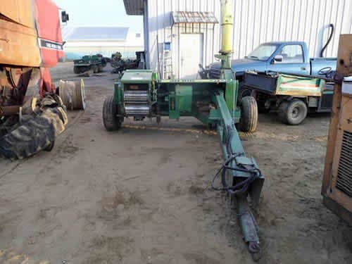 Used John Deere 3950 Harvester parts.
