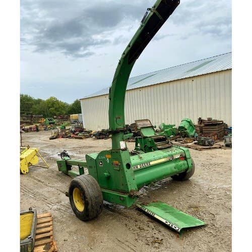 Used John Deere 3950 Harvester parts.