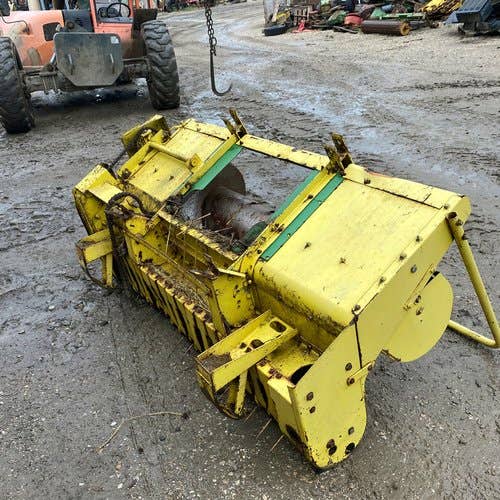 Used John Deere 3950 Harvester parts.