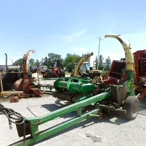 Used John Deere 3950 Harvester parts.