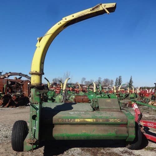 Used John Deere 3950 Harvester parts.