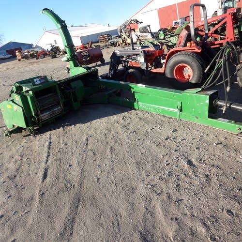 Used John Deere 3950 Harvester parts.