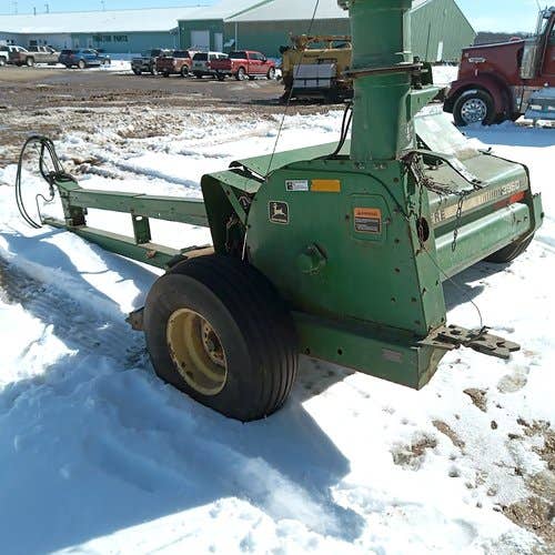 Used John Deere 3950 Harvester parts.