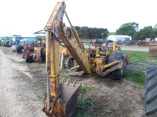Used John Deere 400 Construction & Industrial parts.