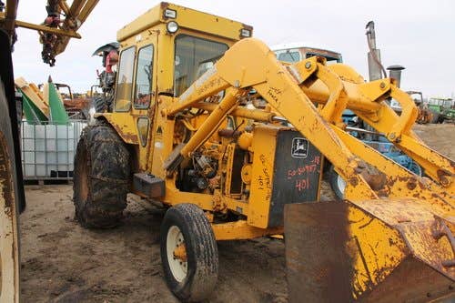 Used John Deere 401 Tractor parts.