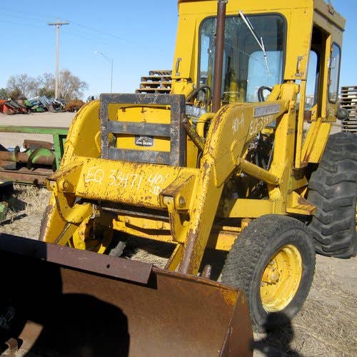 Used John Deere 401 Tractor parts.