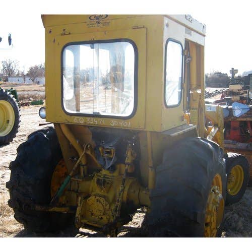 Used John Deere 401 Tractor parts.