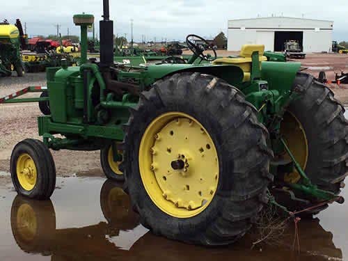 Used John Deere 4020 Tractor parts.
