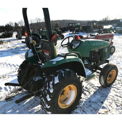 Used John Deere 4200 Tractor parts.