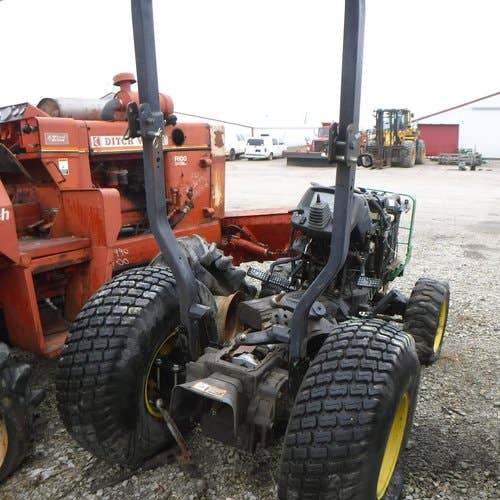Used John Deere 4200 Tractor parts.