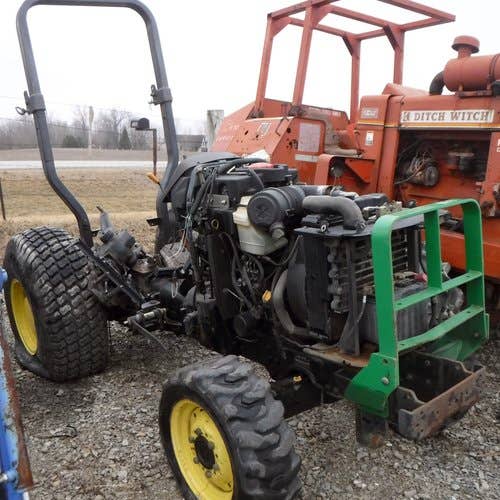 Used John Deere 4200 Tractor parts.