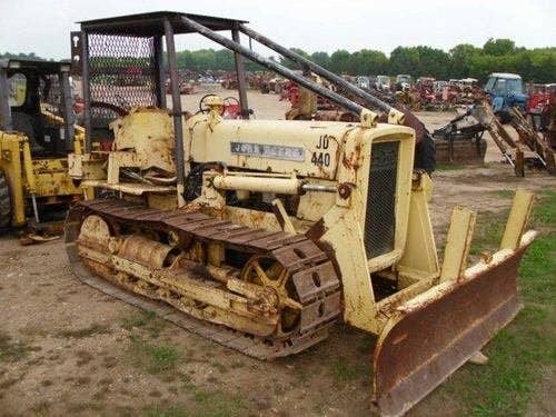 Used John Deere 440 Construction & Industrial parts.