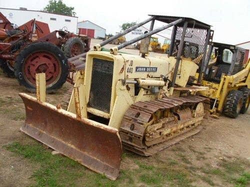 Used John Deere 440 Construction & Industrial parts.