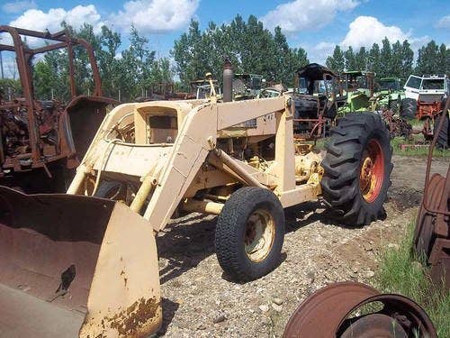 Used John Deere 440 Tractor parts.